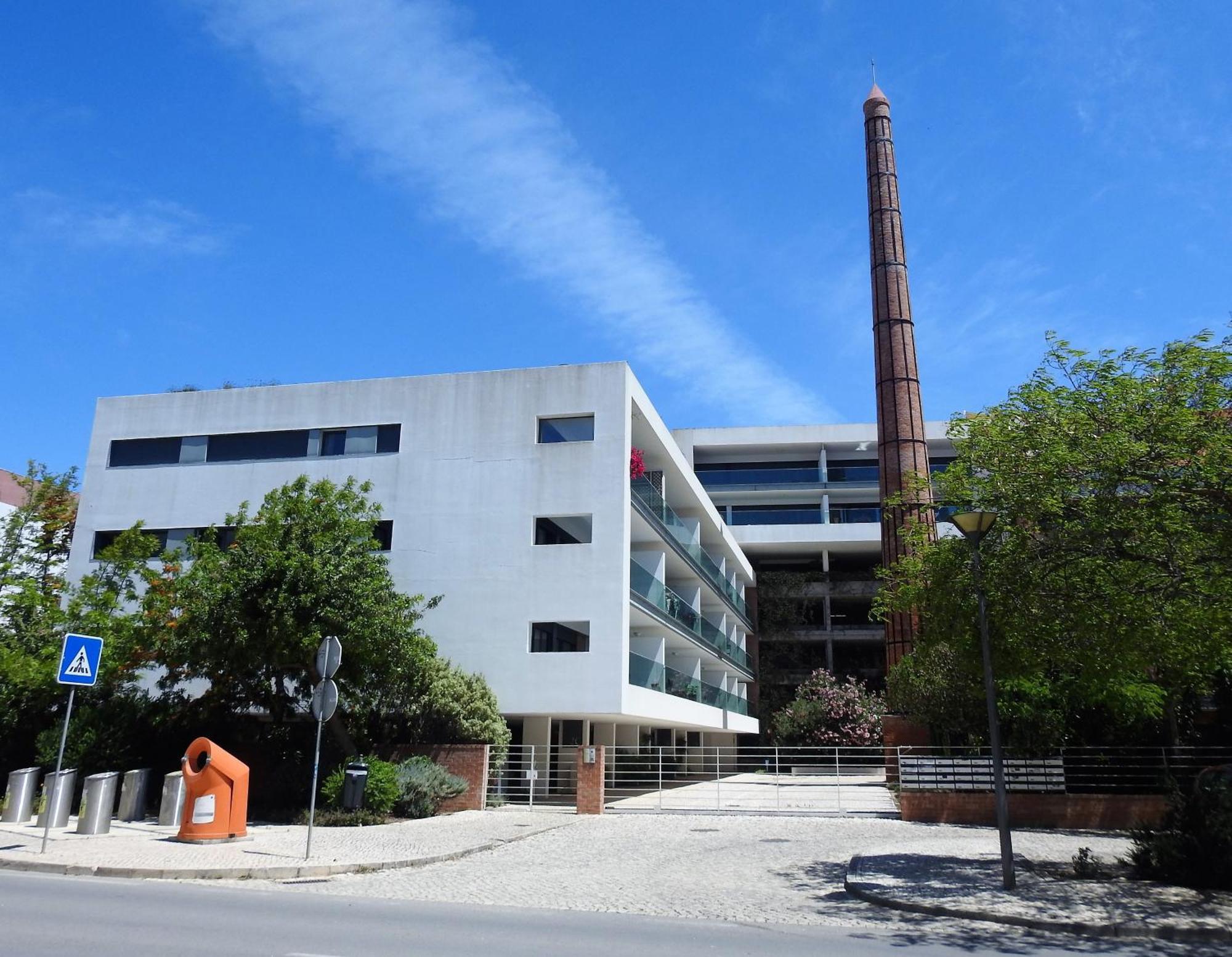 Lagos Factory Green 外观 照片